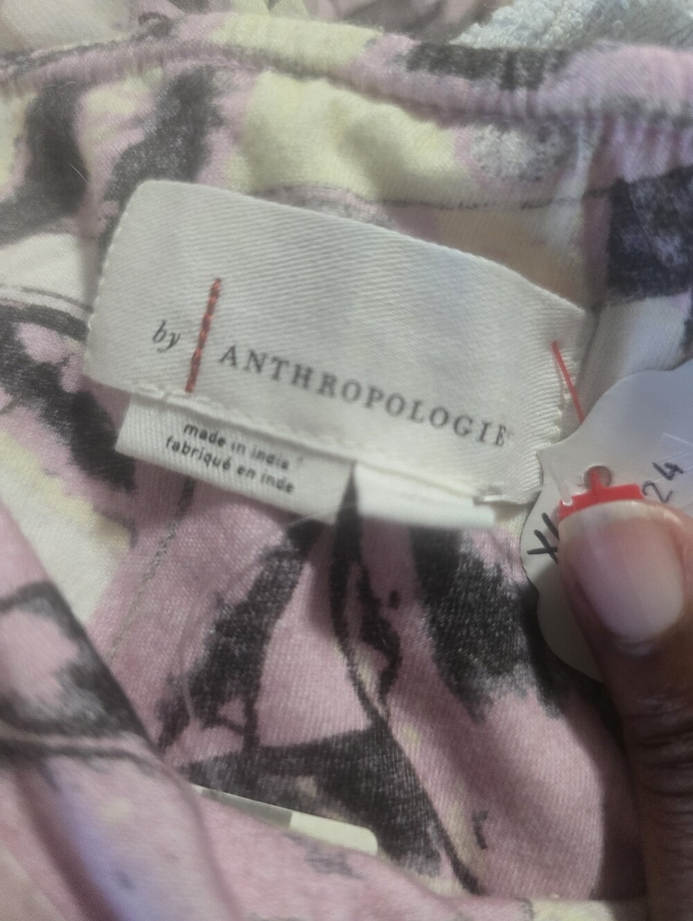 Anthropologie Lavender and White Floral Cropped Blouse - Picture 3 of 8